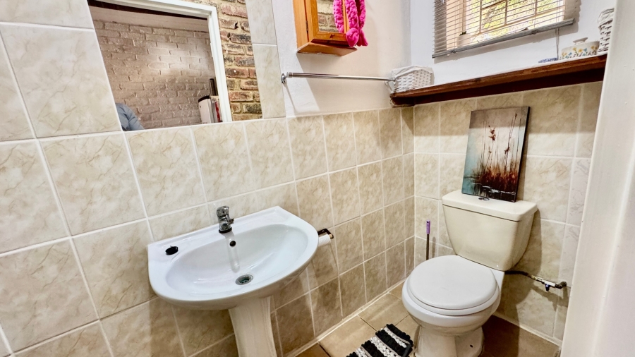 11 Bedroom Property for Sale in Die Bult North West